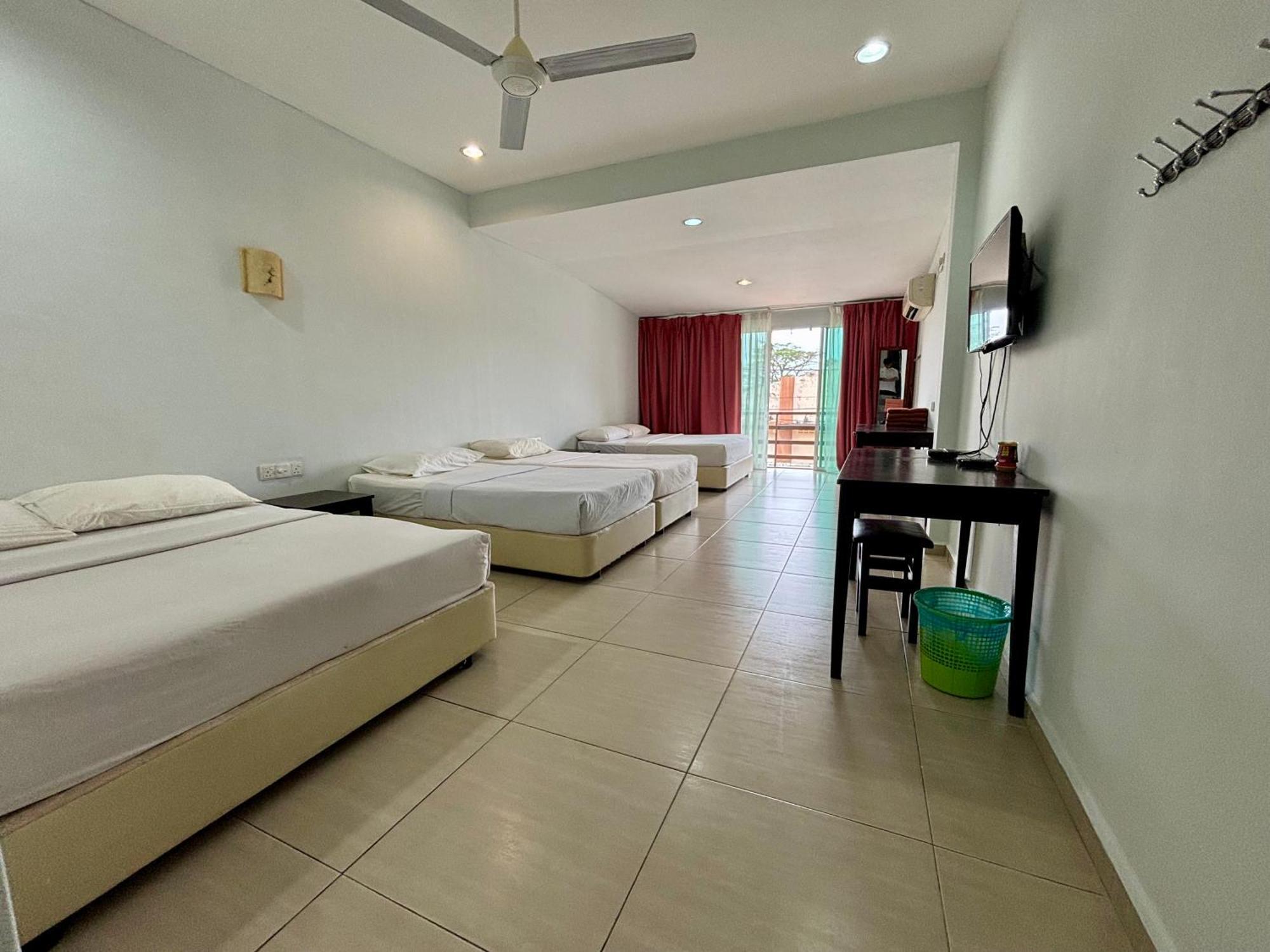Meng Meng Guesthouse 关丹 外观 照片
