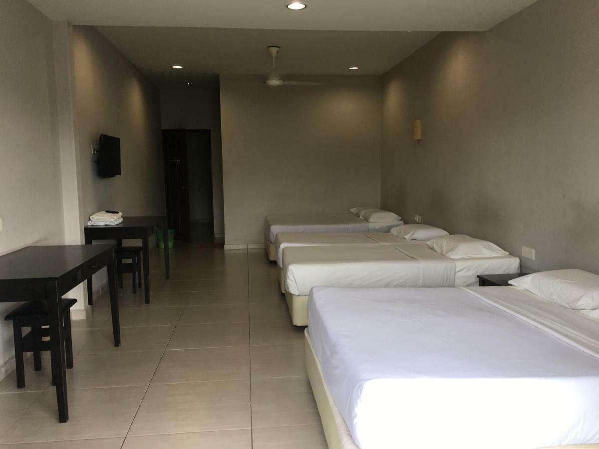 Meng Meng Guesthouse 关丹 外观 照片